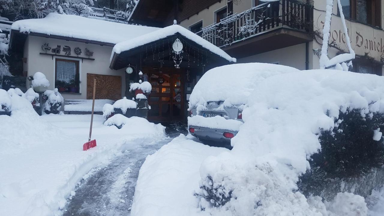 Hotel Daniela Bormio Exteriör bild