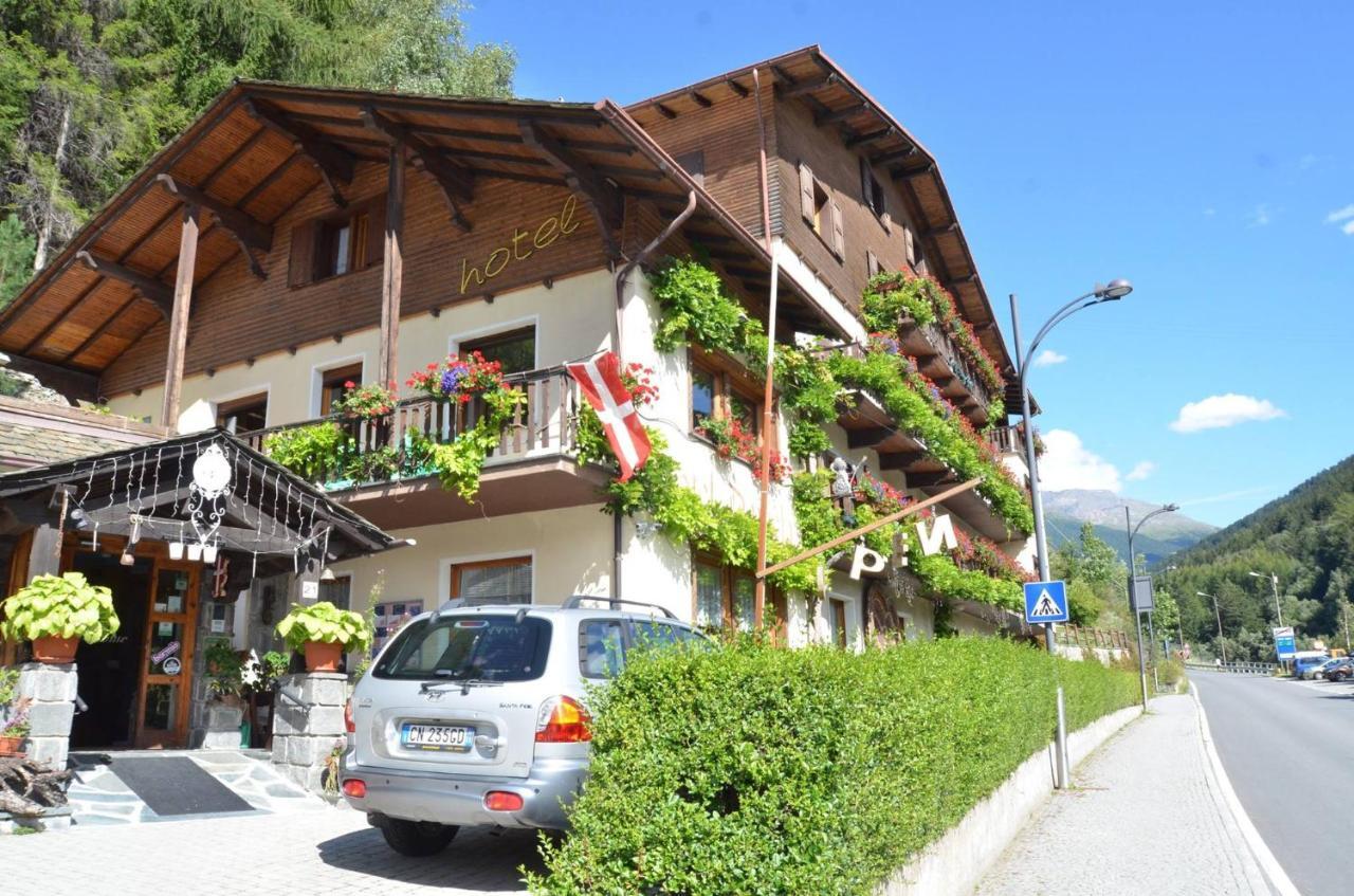 Hotel Daniela Bormio Exteriör bild